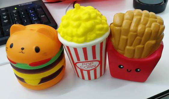 YIWA PU Simulation Hamburger Fries Fun Stress Relief Toy